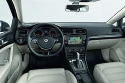 Volkswagen Golf VII